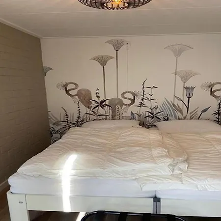 Family On Quiet Сasa de vacaciones Sint Maartensbrug