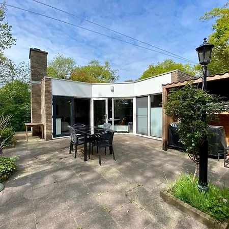 Family On Quiet * Sint Maartensbrug